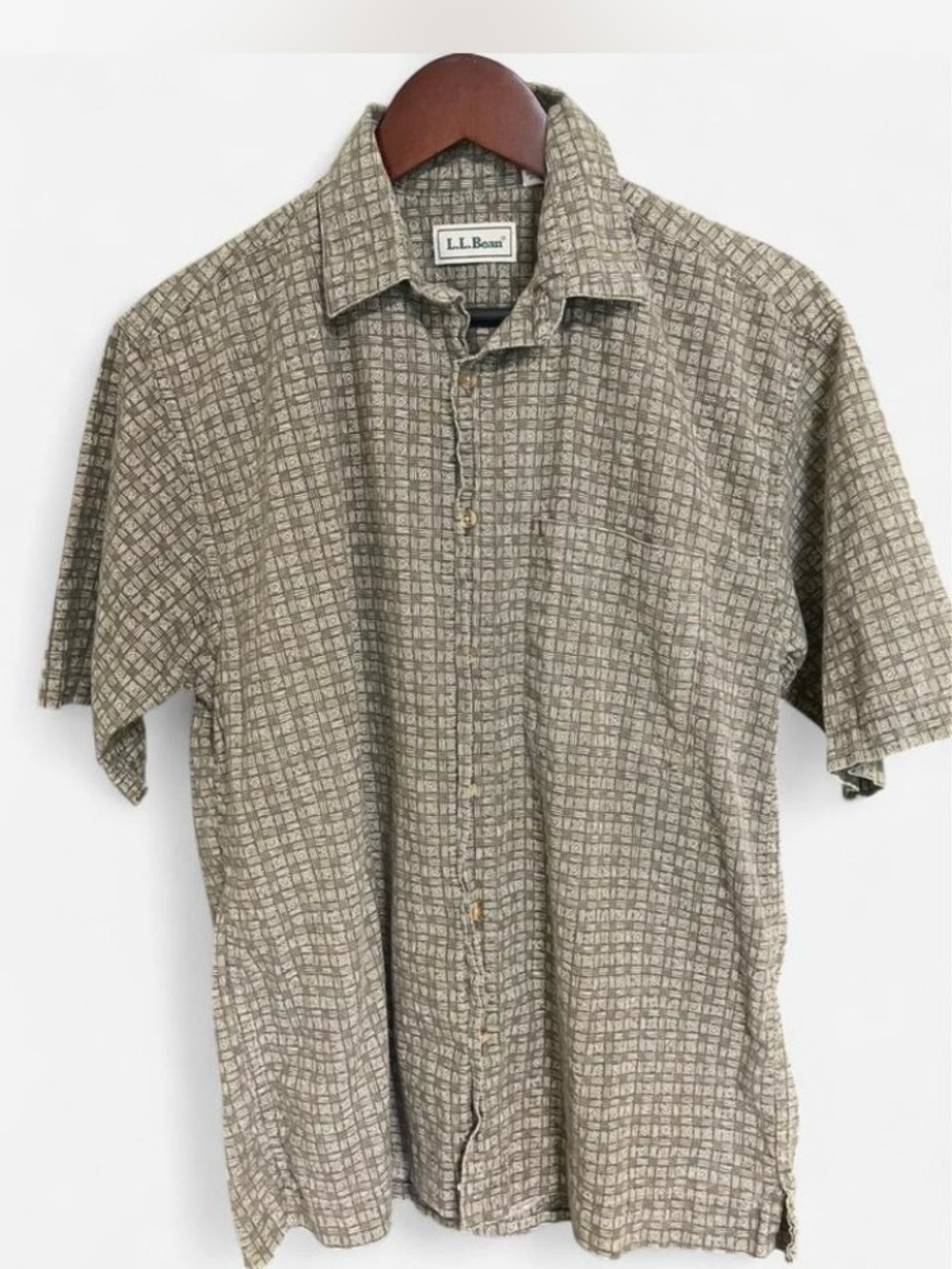 L.L. Bean earth tone patterned men’s button down 100% cotton size S
